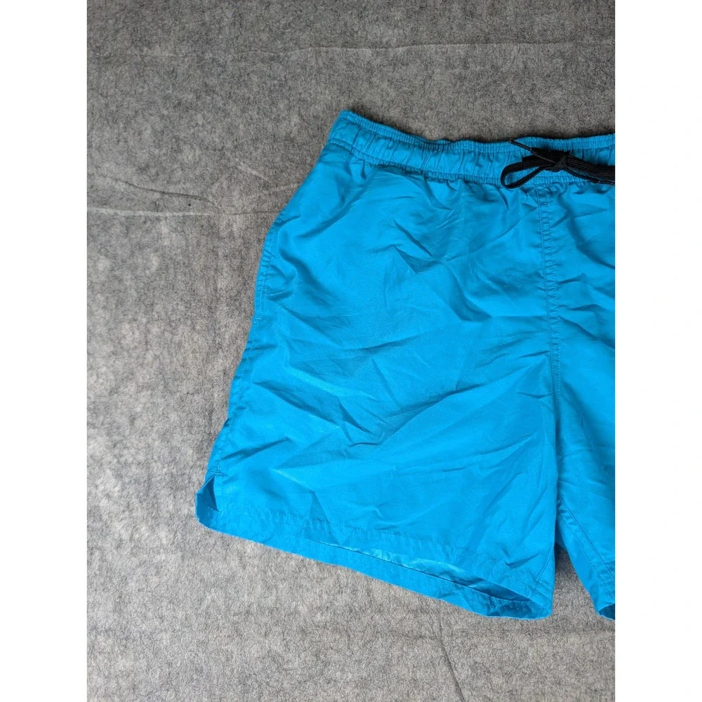 Nike vibrant blue